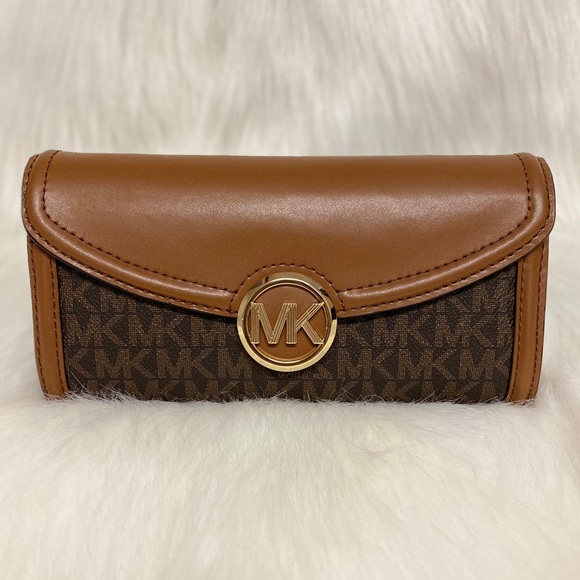 🤎LARGE FULTON FLAP CONTINENTAL WALLET - Picture 2 of 7